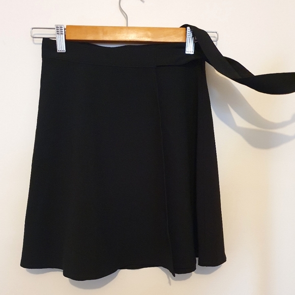 Dresses & Skirts - Black wrap around skirt
